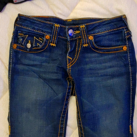 Size 24 True Religion Jeans RN# 112790 CA# 30427 - Picture 3 of 9